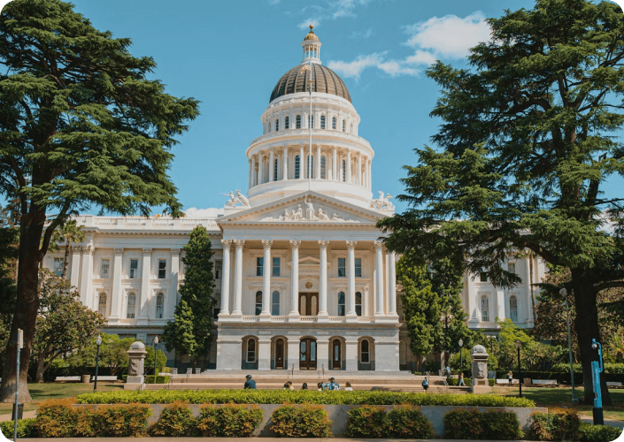 Book Your Sacramento Flight Today & Save Big