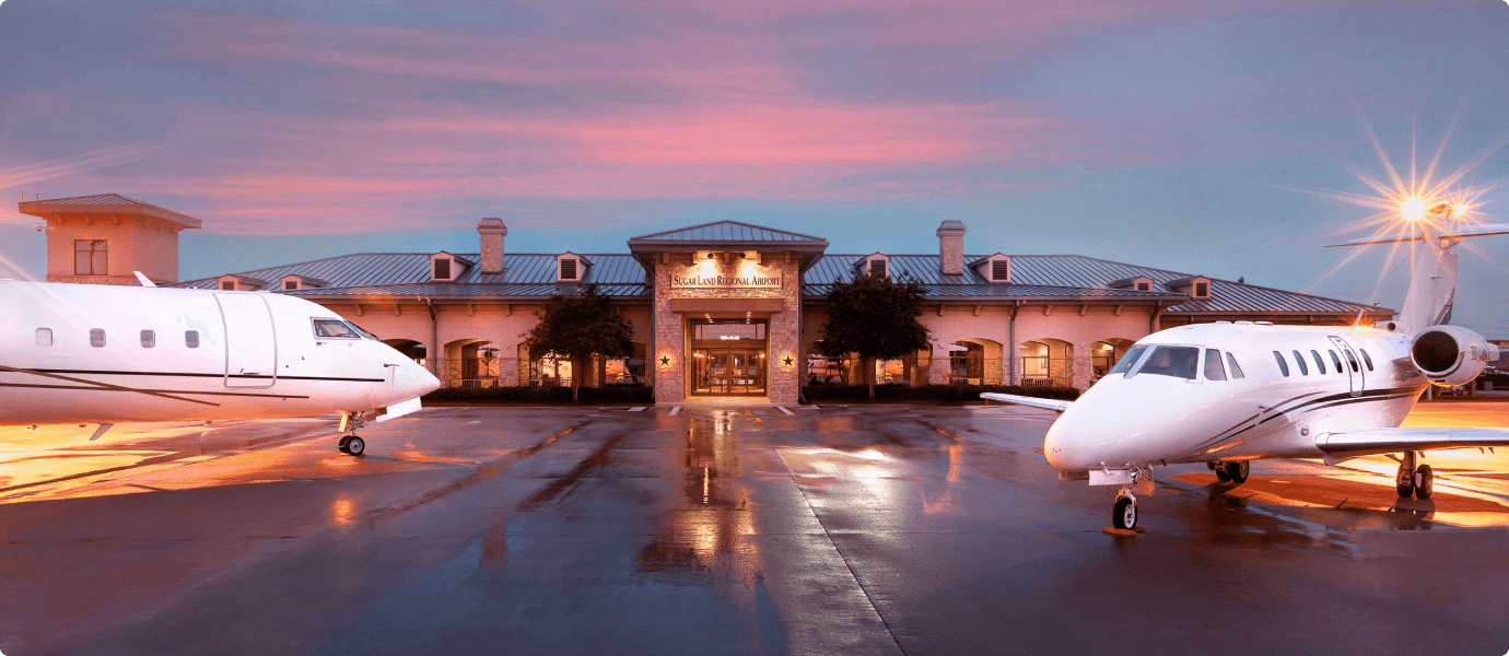 Sugar Land Regional Airport (SGR) Guide | History, Facilities & Runway Upgrades