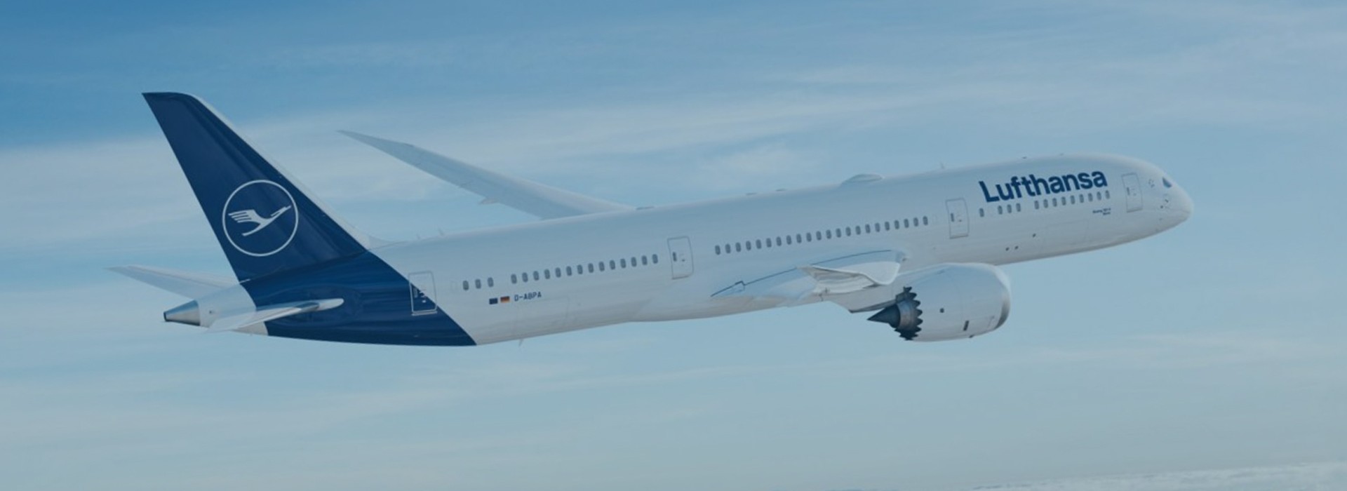 Book Lufthansa Airlines tickets online with Travofinder